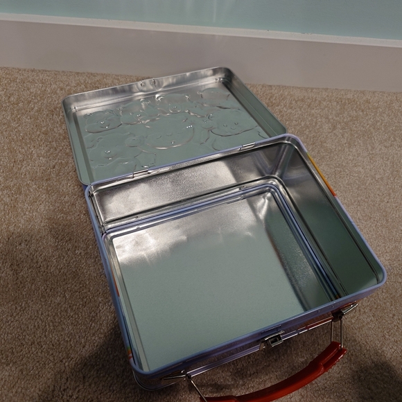 Care Bears Metal Lunch Box- Great Condition! - Picture 5 of 5